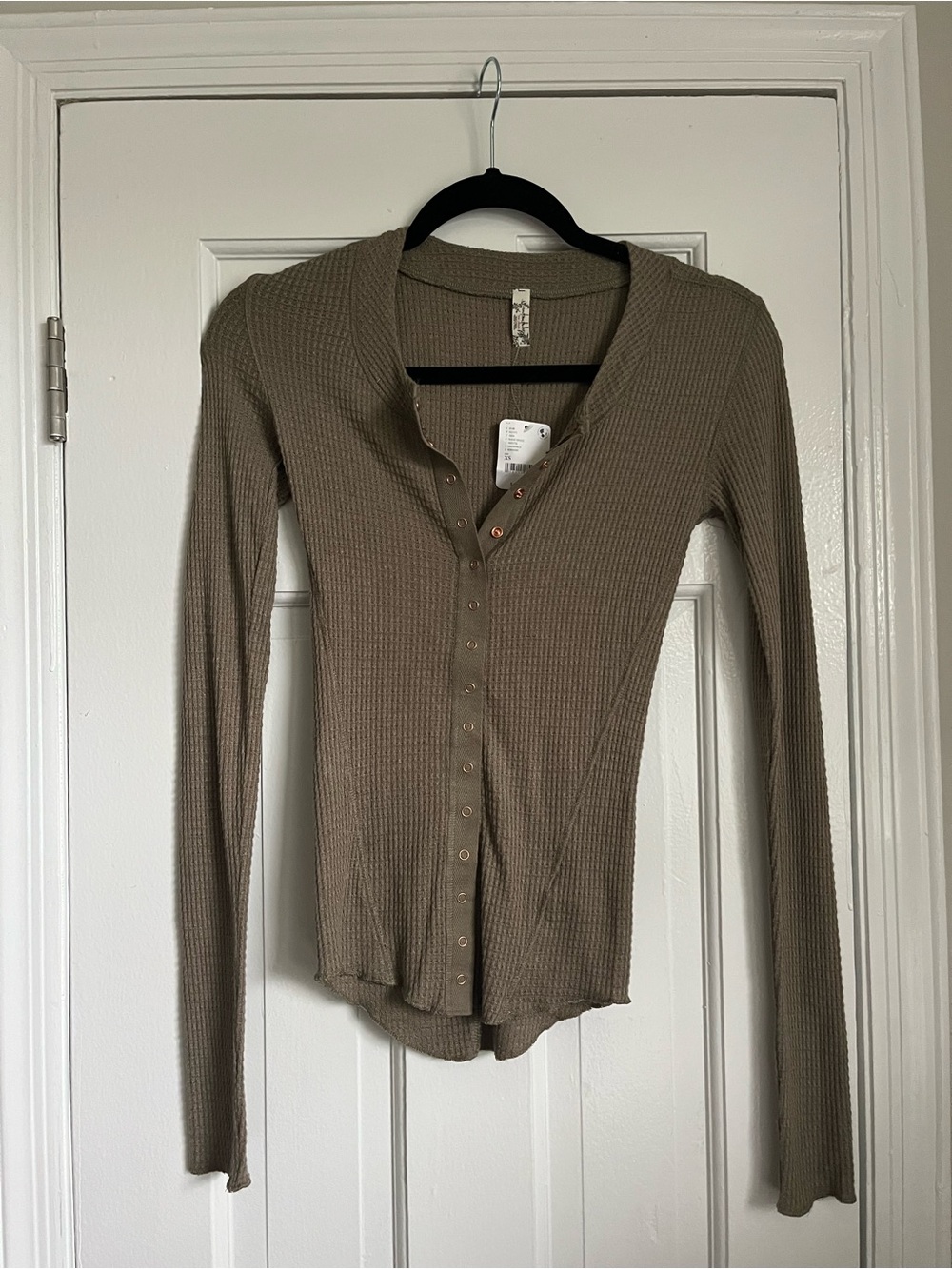Free People Olive Green Ribbed Henley Long Sleeve Top New wt Tags